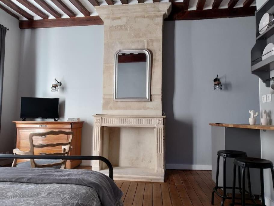 Authentique Studio Au Coeur De Μπαγιέ Εξωτερικό φωτογραφία